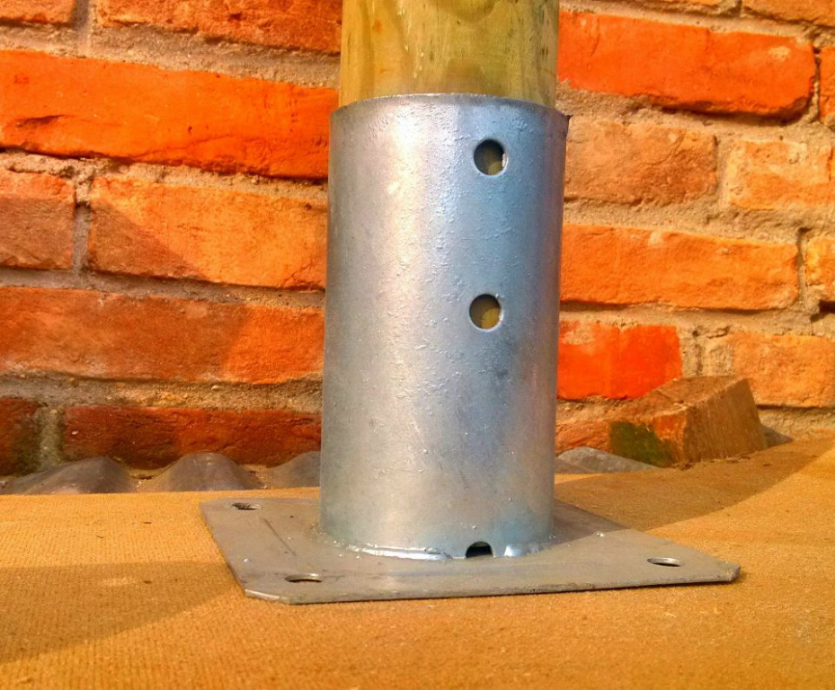 Supporto Per Palo Di Ancoraggio Per Acqua Bassa – Montaggio A Filo Per Pontile E Pontone (Salty Adventurers)
