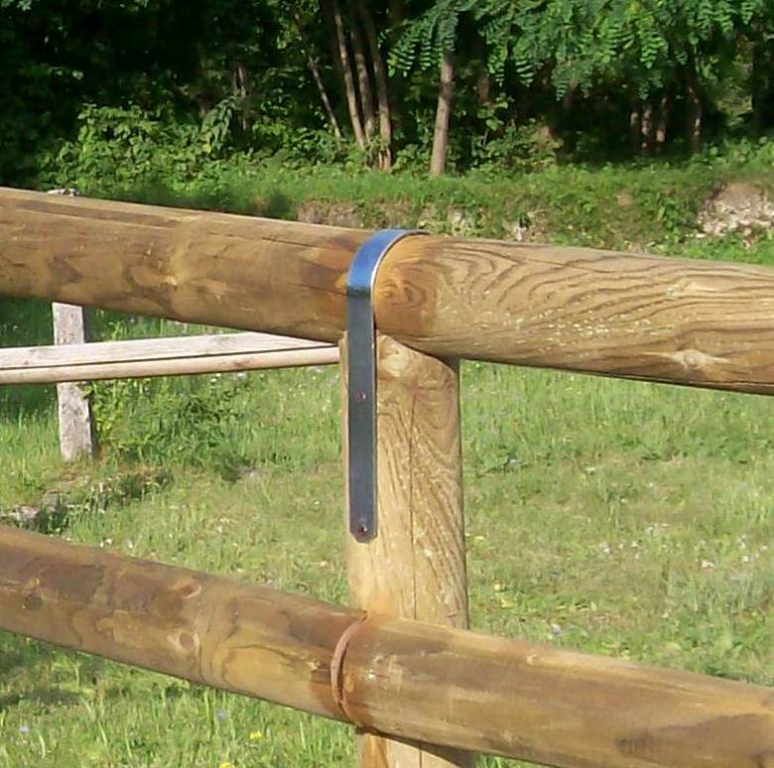 Pacco da 5 pali rotondi di pino trattati e calibrati 120X1000 mm