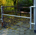 Cancello in Metallo Elettrificabile Regolabile da 2,5 fino a 4,5 m GALLAGHER per Recinzioni Elettriche